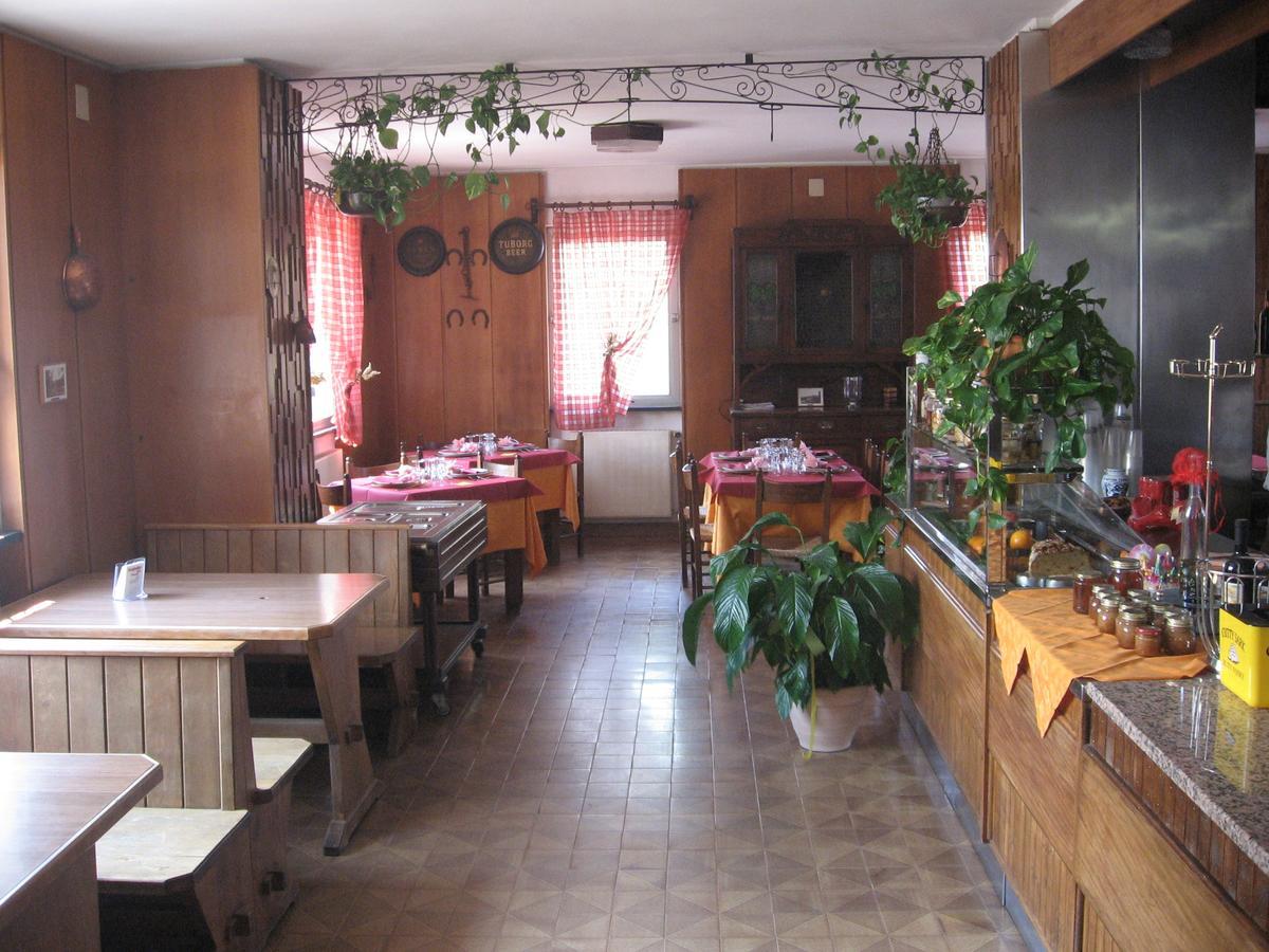 Albergo Rifugio Montecucco Piampaludo المظهر الخارجي الصورة