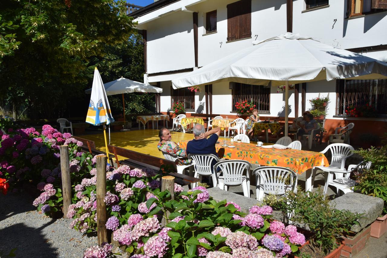 Albergo Rifugio Montecucco Piampaludo المظهر الخارجي الصورة
